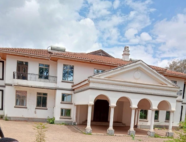 Avenue Vista Property Center - Houses, Land & Plots for Sale & Rent