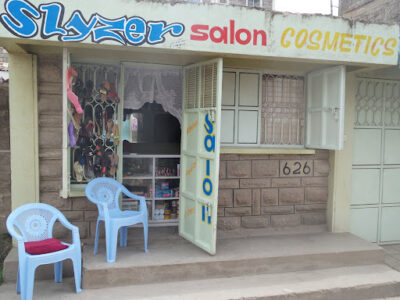 Slyzer Salon & Cosmetics