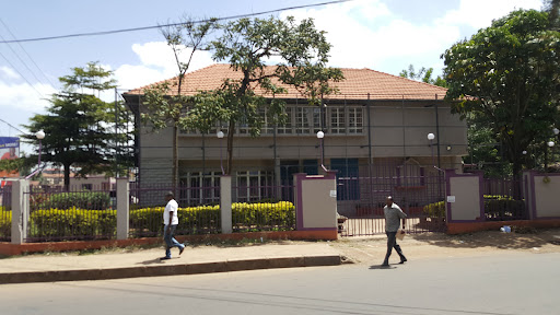Pioneer International University