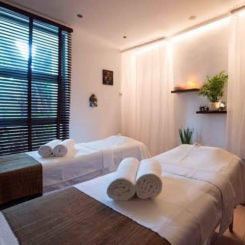 Indoor Beauty Saloon & Massage