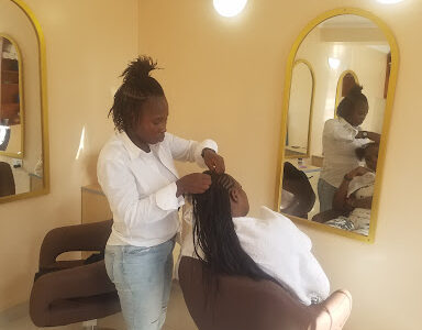 Curlray Beauty Care