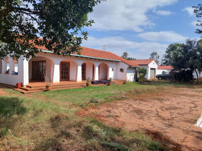 Emberly International School