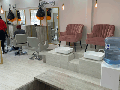 Mayas Salon