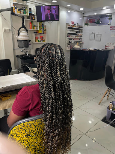 Pam Nails Care And Hair Salon Nairobi Cbd (Best Salon In Nairobi Cbd)