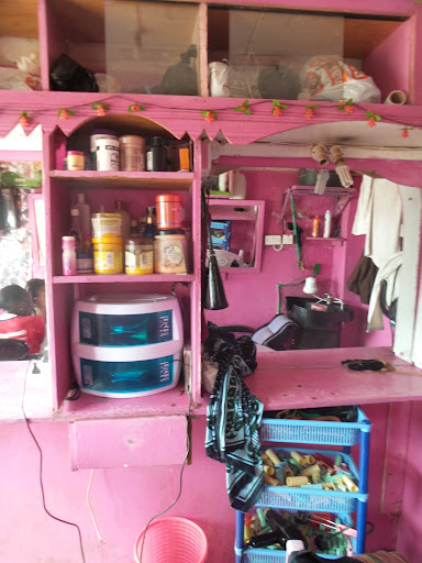 Angie Salon