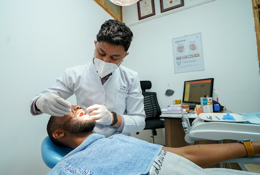 Sterling Dental Clinic - 6th Floor Parksuites, Parklands