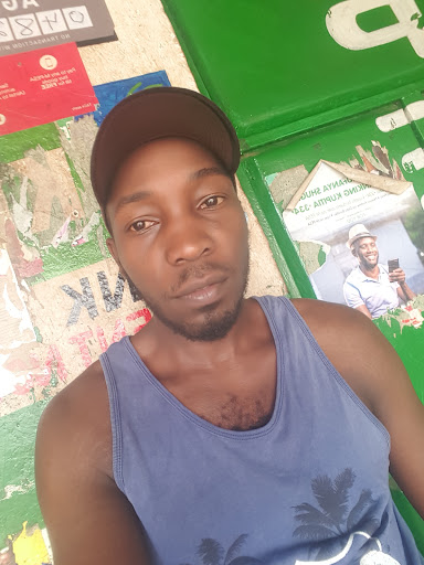 Hisani Barber And Salon