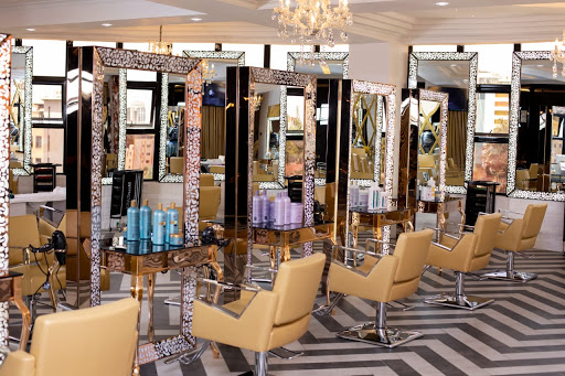Etique Luxury Beauty Salon, Spa & Barber