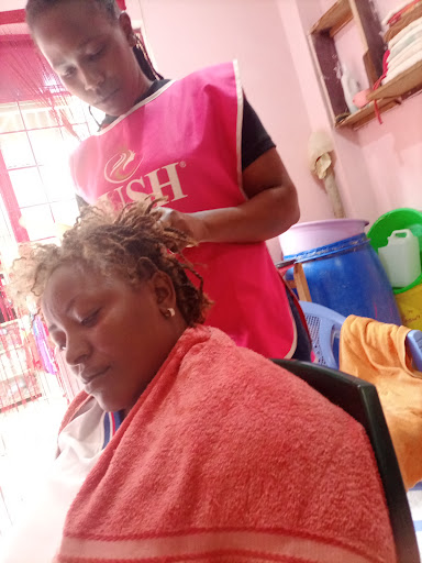 Cecilia Salon Ruai