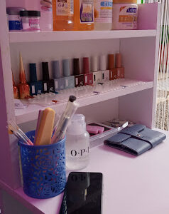 Locha Nail Bar