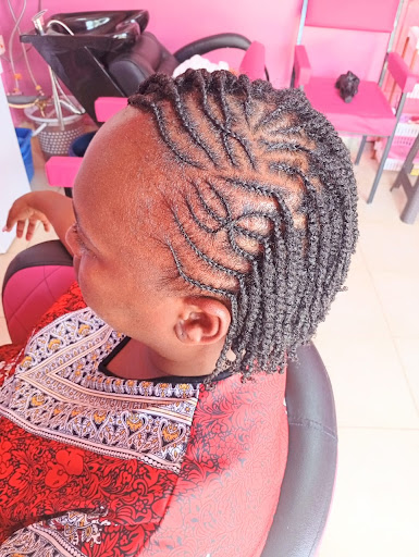 Queens Touch Hair & Beauty Salon