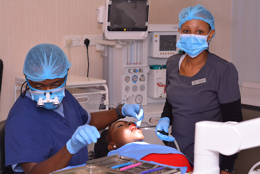 Molars Dental Practice (Hurlingham)