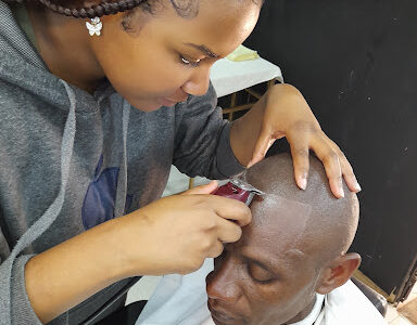 De Stylist Barber N Spa