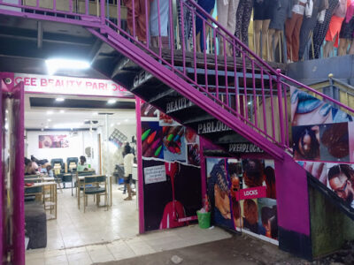 Gee Beauty Parlour.