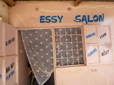 Essy Salon