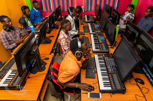 Music School Nairobi | Music Production Courses Kenya | Music Production School | Dj Academy | Melody Hse