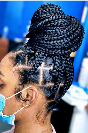 Vee Nails Hair And Beauty Lounge In Kilimani Mall