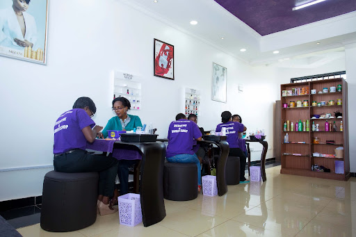 Jojos Barber Shop & Salon