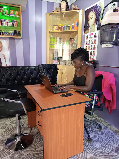 Mummy Salon