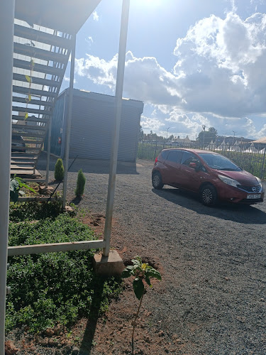 Peach Cars Windsor