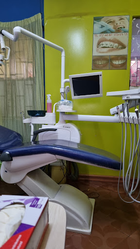 Smile Line Dental Clinic (Ouchless Dental Care)