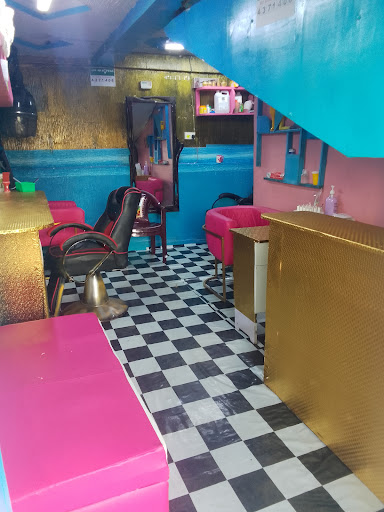 ? G-Town Kinyozi Salon Spa ?