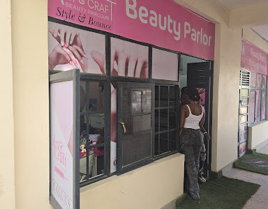 Art & Craft Salon And Barbers