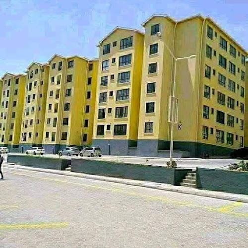 Lukis properties