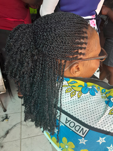 Mwende Hair Salon Kenyetta Market Stall 281