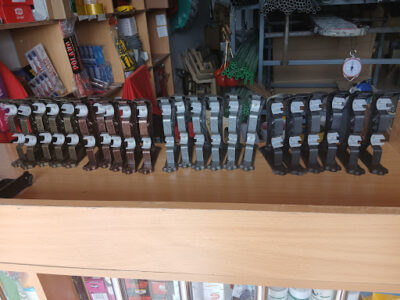 Kwekas Hardware And Dec0r