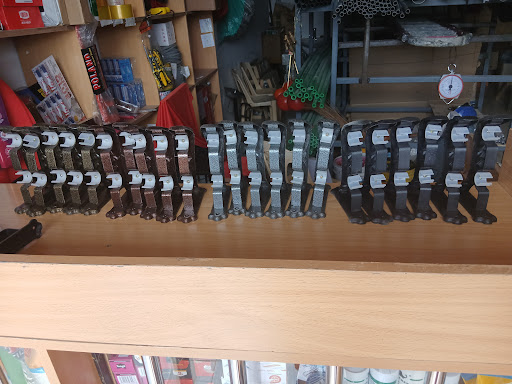 Kwekas Hardware And Dec0r