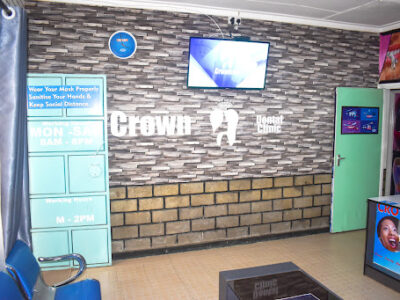 Crown Dental Clinic