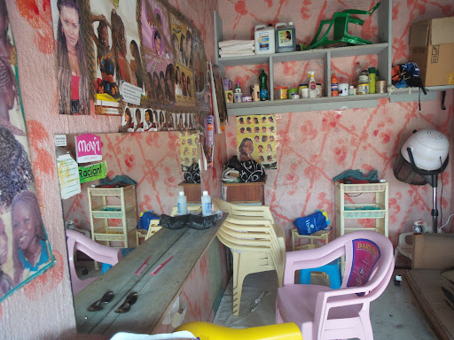 Susan Beauty And Hair Saloon