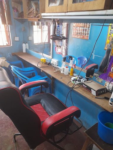 Wamerkel Salon @Kinyozi