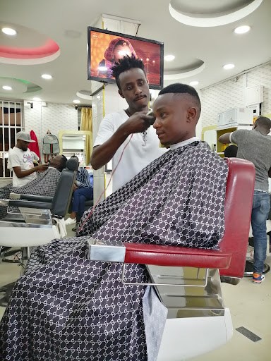 Eve De Evans Hair Salon And Kinyozi