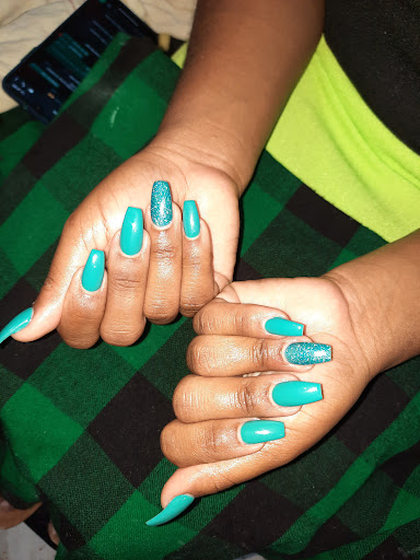 Nelly Nail Parlour