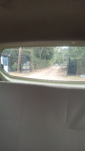 Mikisa School, Karen