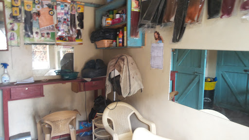Aggy Salon