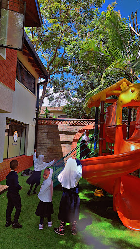 Yadi Crest International School