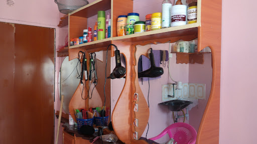 Hidden Beauty Salon