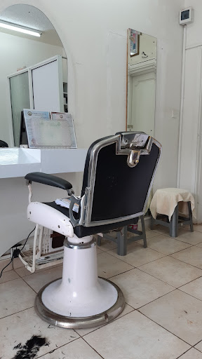 Dharmesh Hair Salon