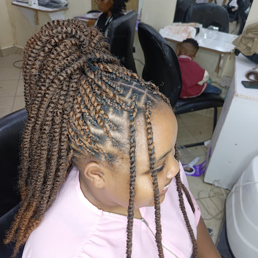 Taji Curls Beauty Salon