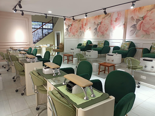 Styl'd & Polished By Nina