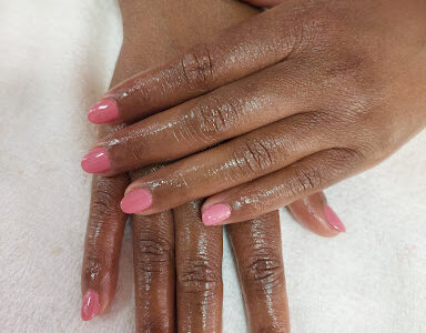 Gloss N Glow Nails