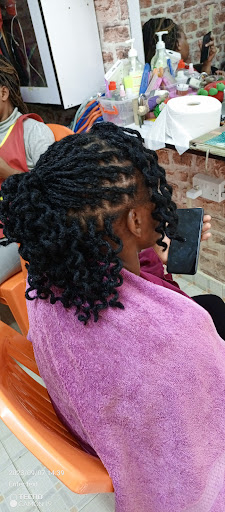 Nimu Naturals And Beauty Salon