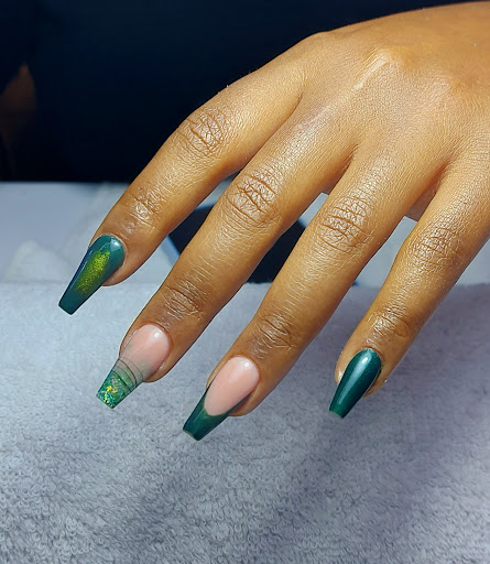 Murugi Nails