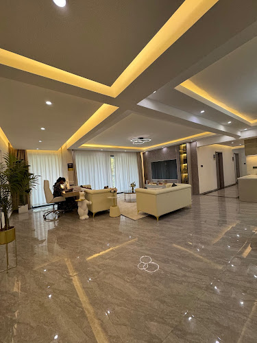 M Capital properties KE