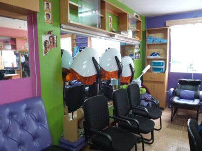 Le'pals Hair & Beauty Salon