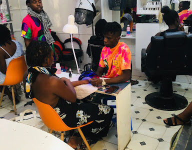 Urban Nails Spa & Locks Fedha