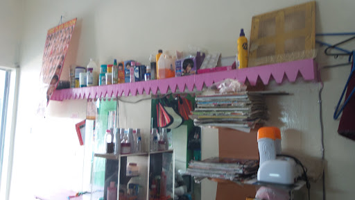Flossy Beauty Salon